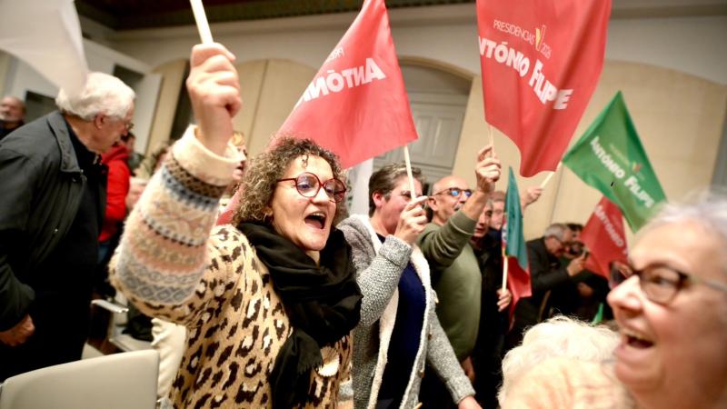 Sessão pública e contacto com comerciantes em Évora