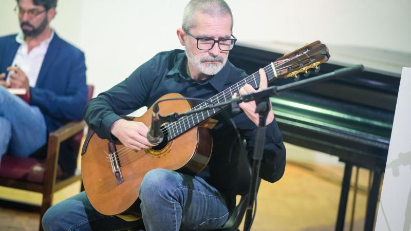 Sessão Pública «A Constituição que nos une»