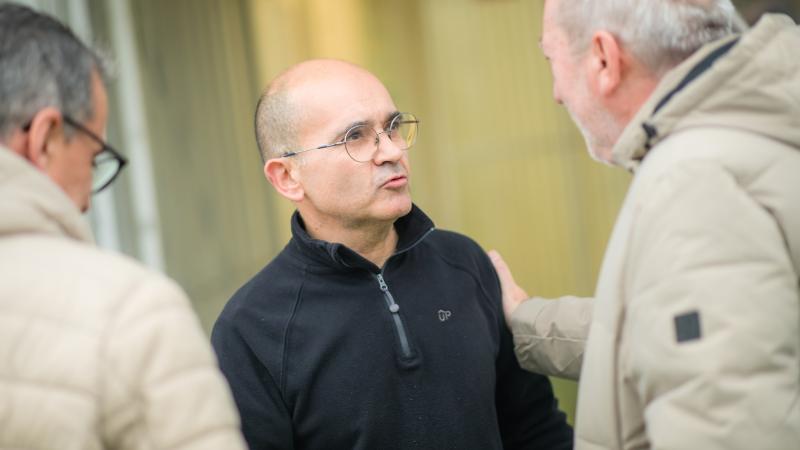 Contacto com trabalhadores da AAPICO